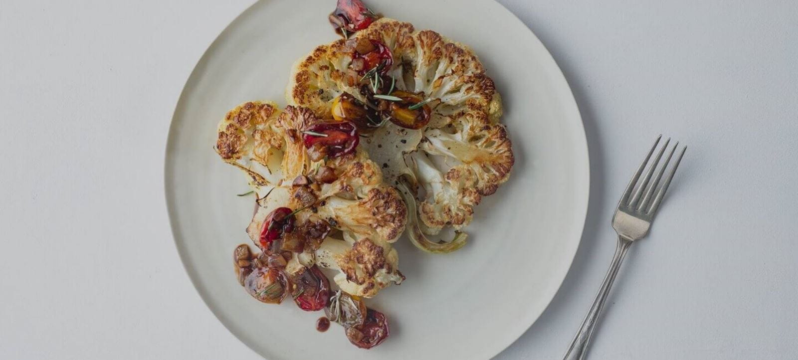 recipe image Blomkålsbøf med hvidløg og chili