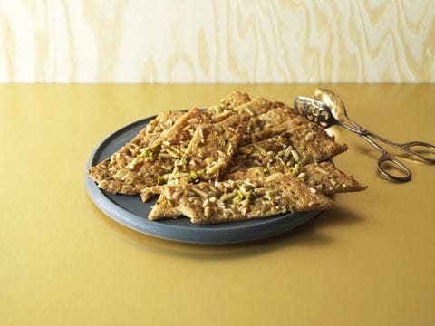 recipe image Svensk toffee med pistacienødder