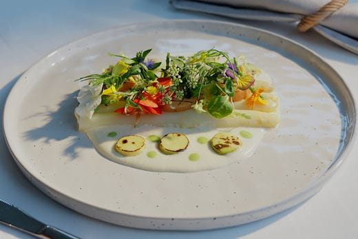recipe image Ristede Asparges med Avocado Opskrift