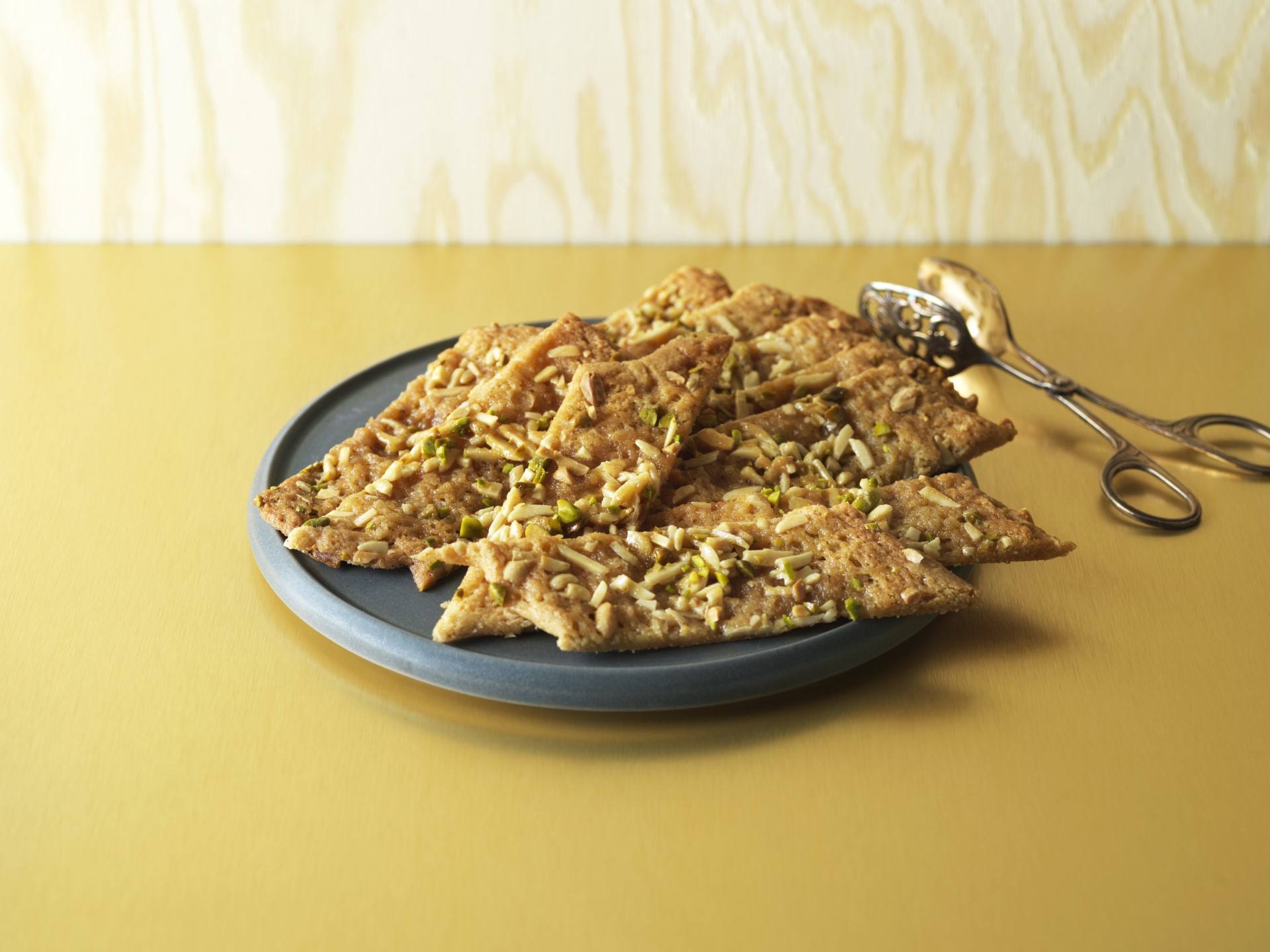 recipe image Svensk toffee med pistacienødder