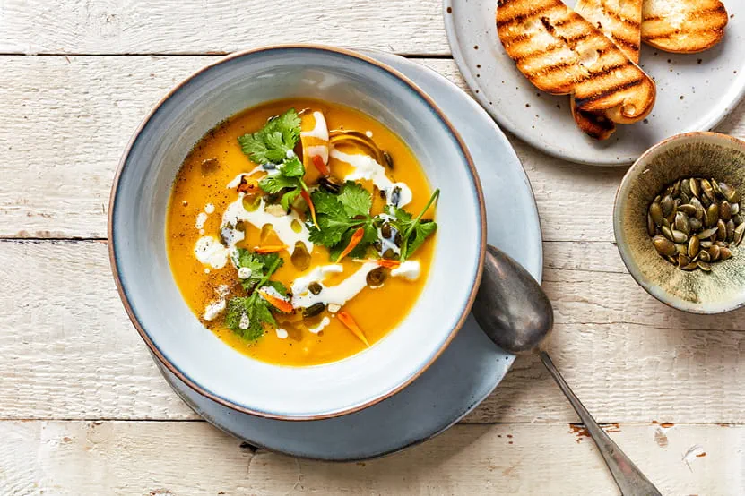 Suppe, creme fraiche, frokost