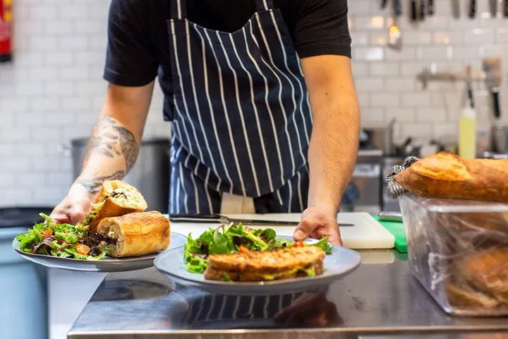 Quick Service Restaurant (QSR)