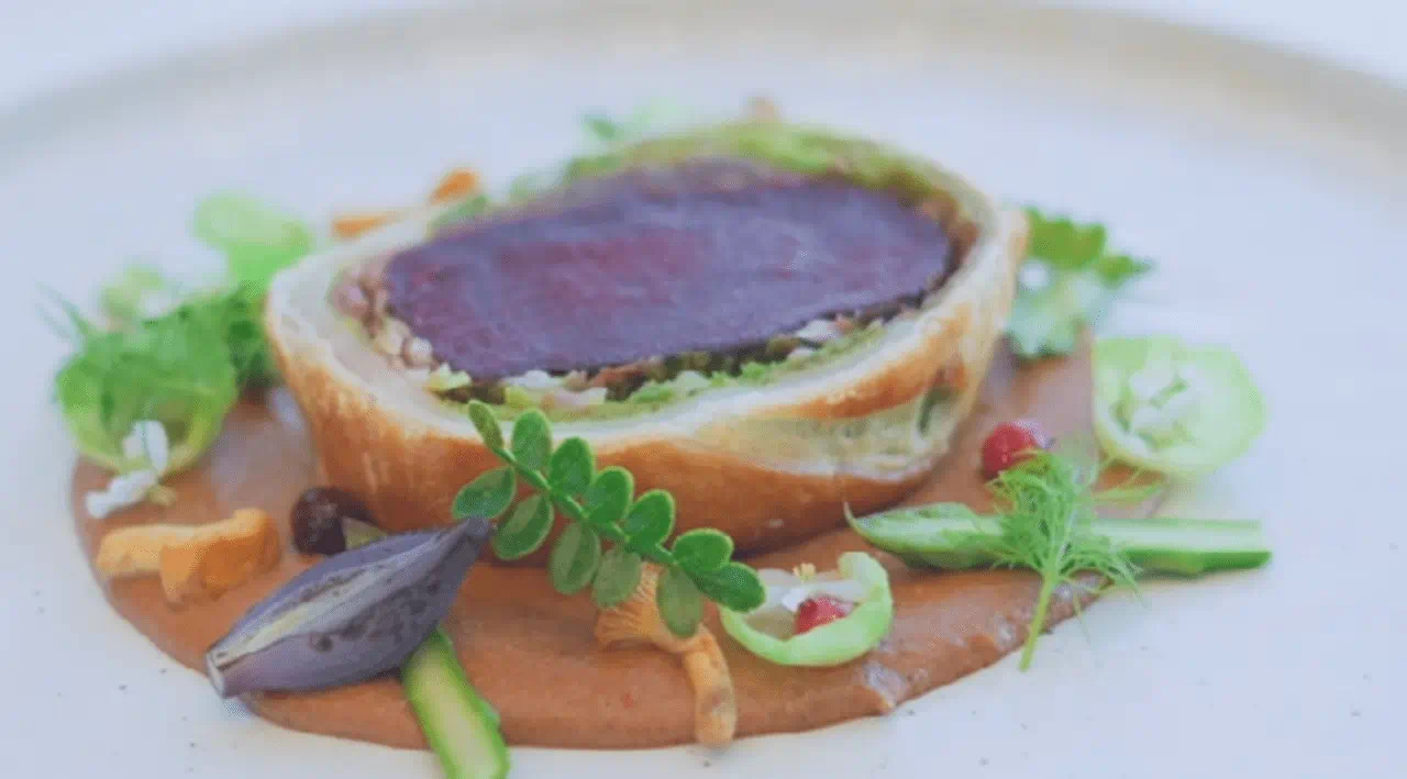 recipe image Beete Wellington mit Schokoladenmole