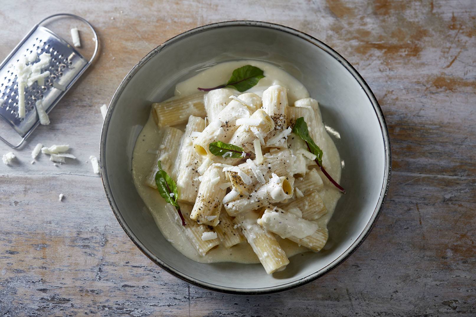 recipe image Ριγκατόνι με 4 ελληνικά τυριά