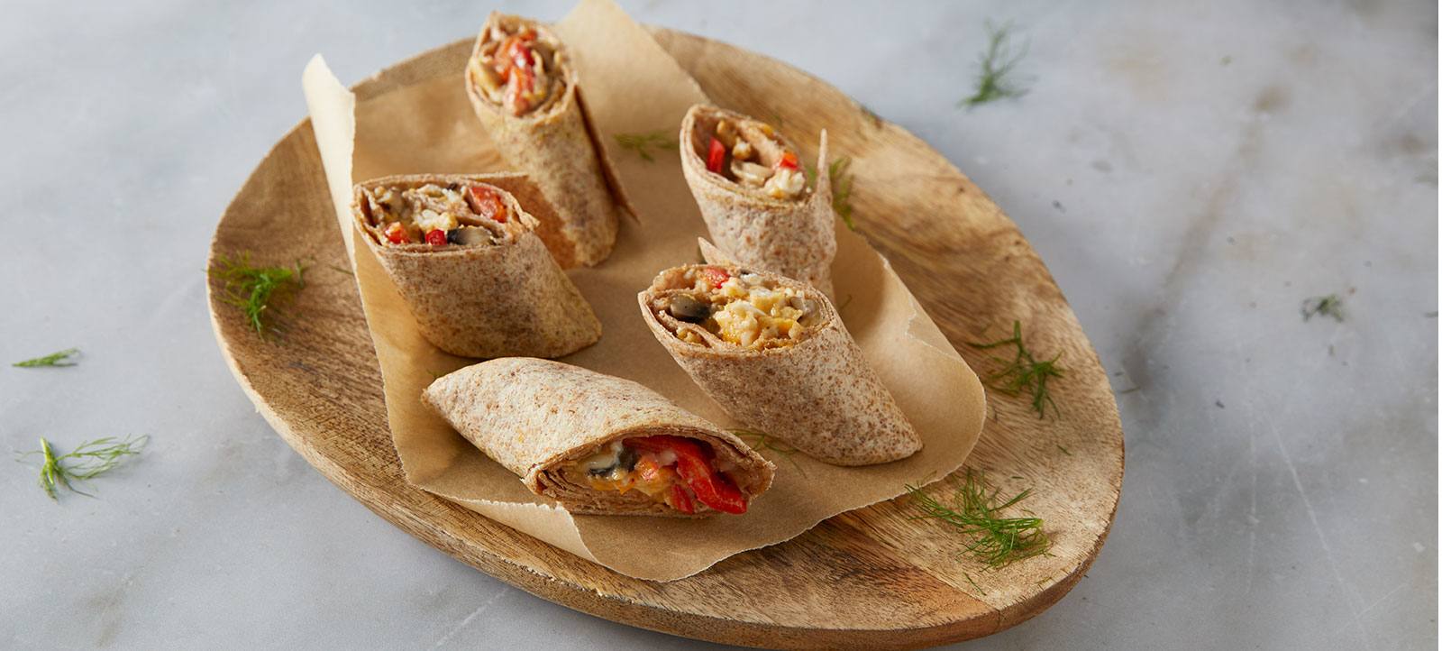 recipe image Τορτίγιες ολικής με scrambled eggs και τυριά