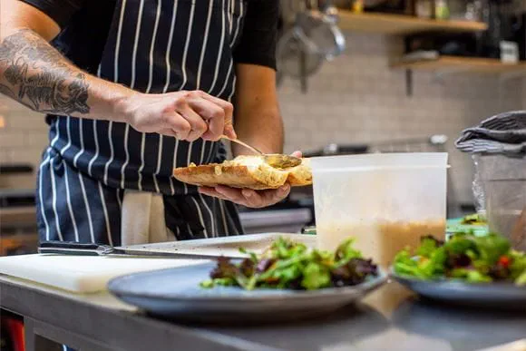 Pubs, restaurants & hotels
