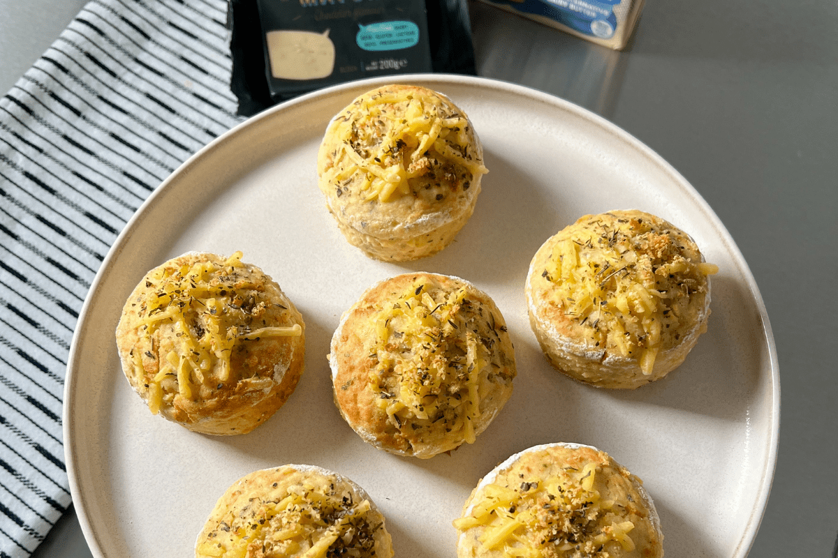 recipe image Cheeze and Herb Scones