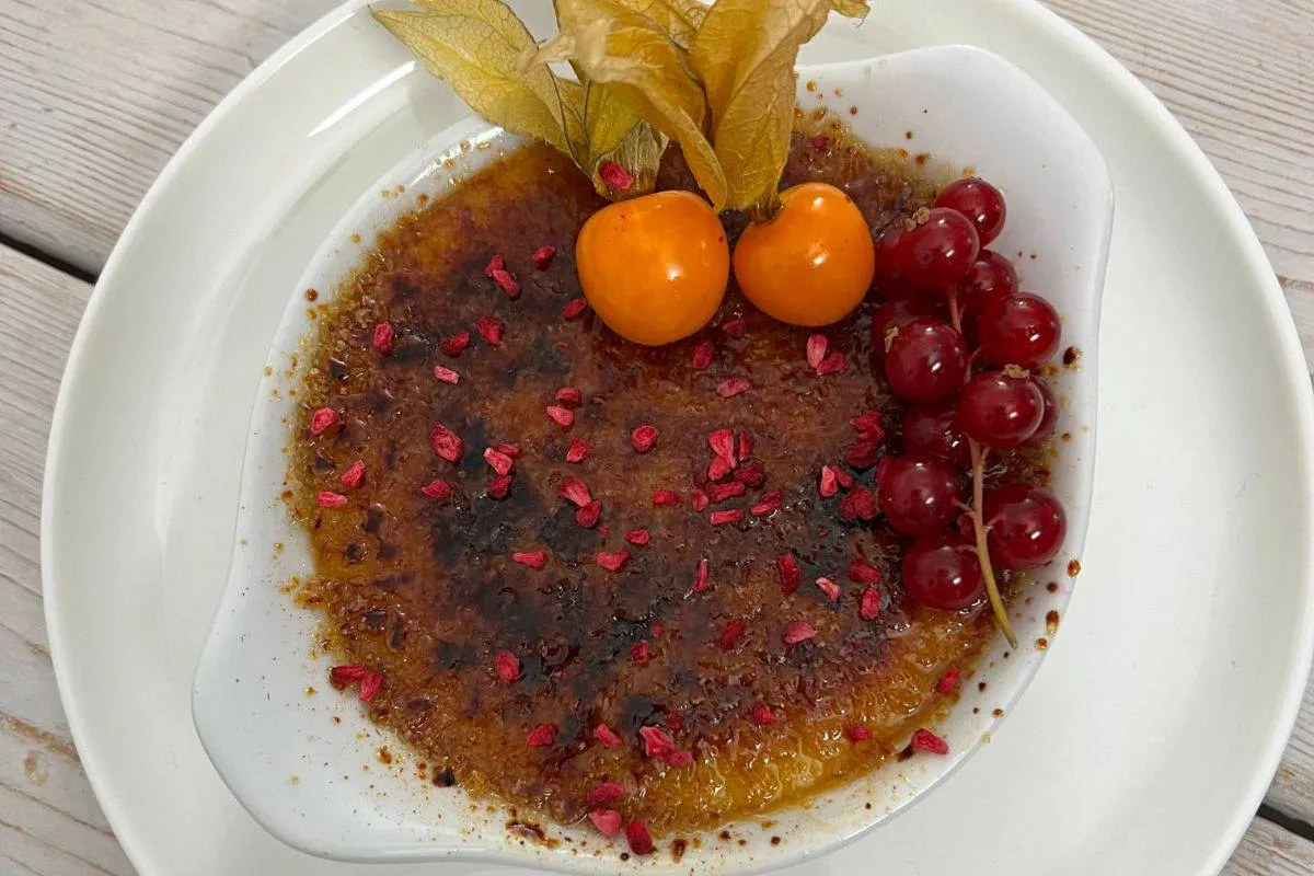 recipe image Earl Grey and Vanilla Crème Brulée