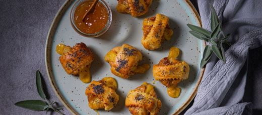 recipe image Figs in a Blanket