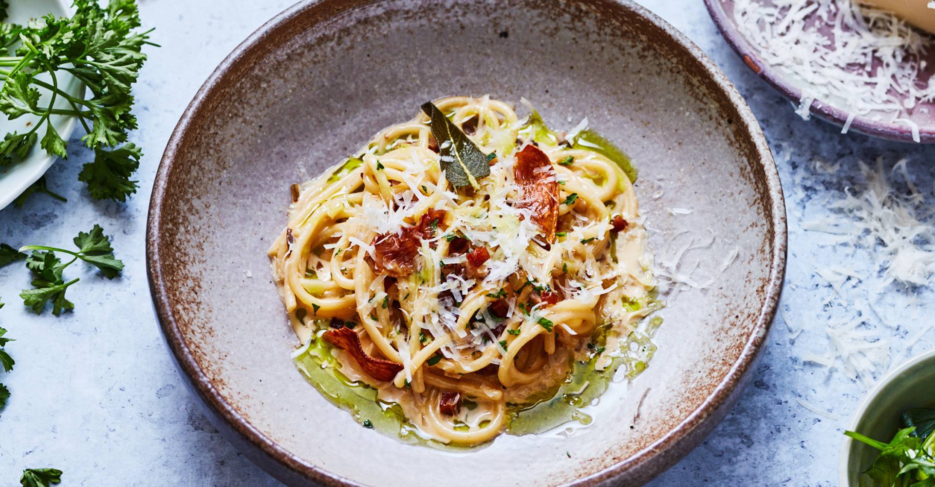 recipe image Sienicarbonara ja kukkakaalia
