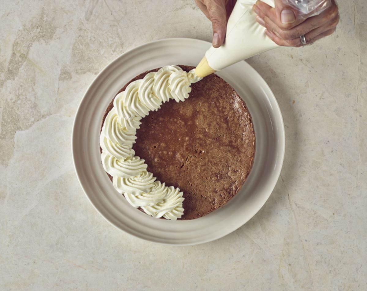 Rama Konditorejas putukrējums 35%, 10l