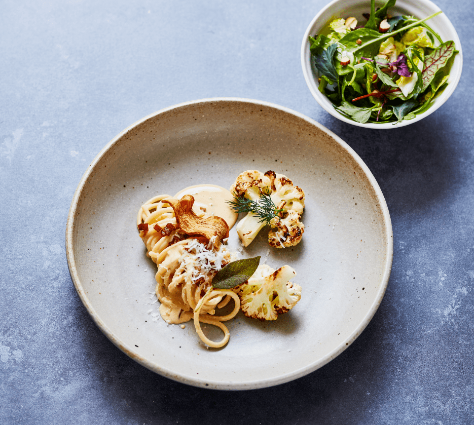 recipe image Pasta met "bacon" van champignon & bloemkool