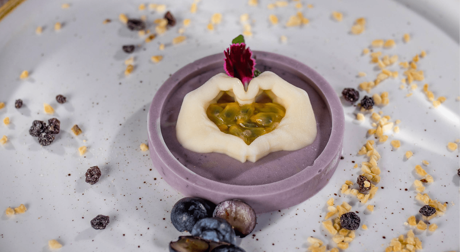 recipe image Pudding z nerkowca, kaszy jaglanej i jagody kamczackiej