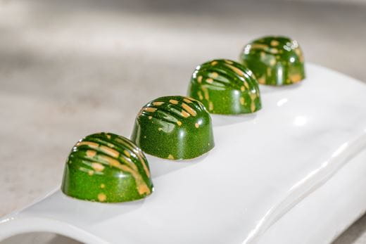 recipe image Trufla żubrówkowa z jabłkiem