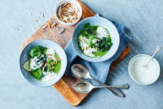 recipe image Zupa jarmużowo-szpinakowa