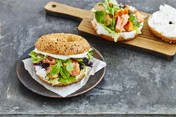 Krem z pomidorów i pieczywo z Florą 1PP