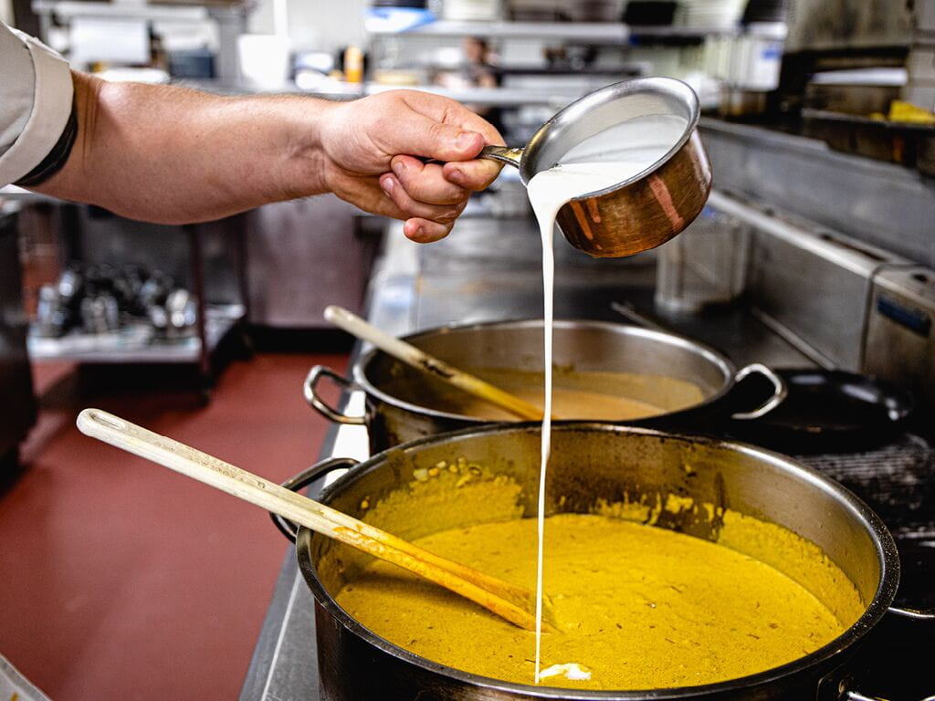 Użycie Rama Cremefine Profi Wielofunkcyjna (31%) 1 l