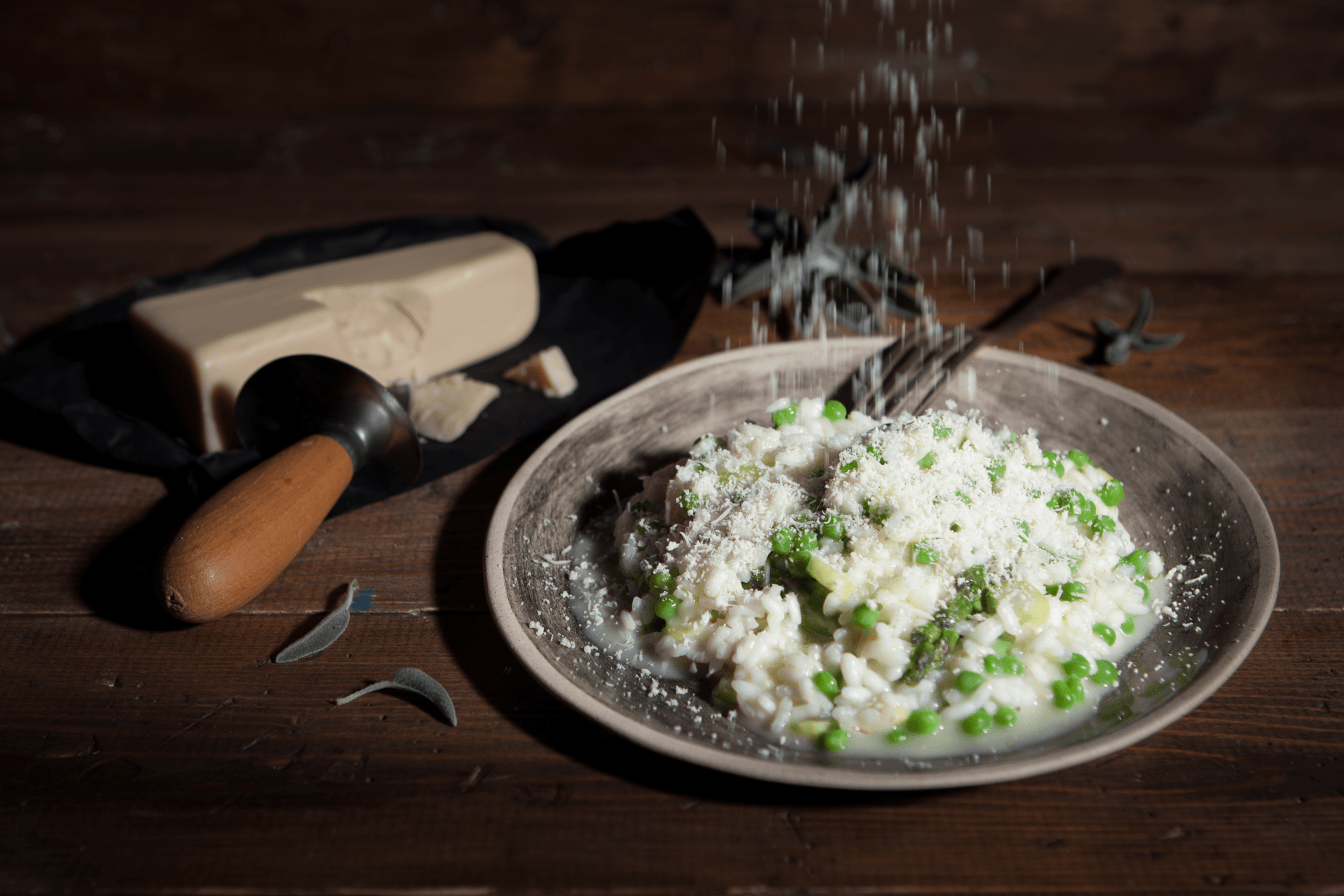 Przekładany deser z ubitą Florą 31% i owocami