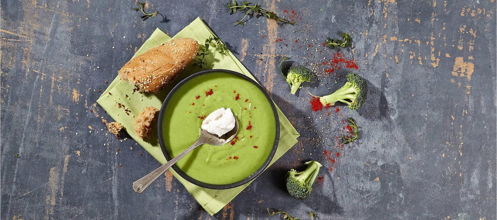 webimage-vegan-creamy-broccoli-soup