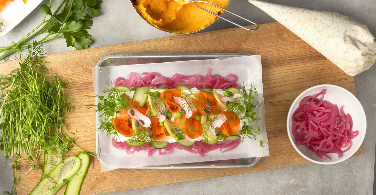 recipe image Växtbaserad smörgåstårta