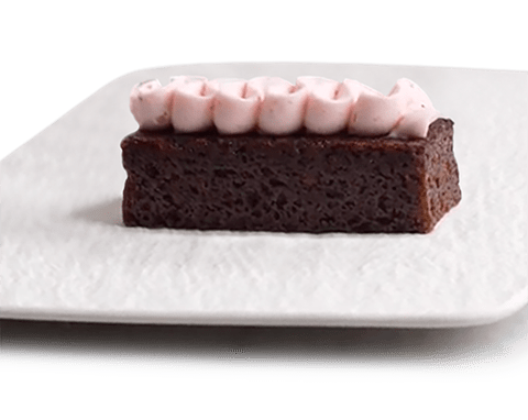 recipe image Chokladkaka med hallonfrosting